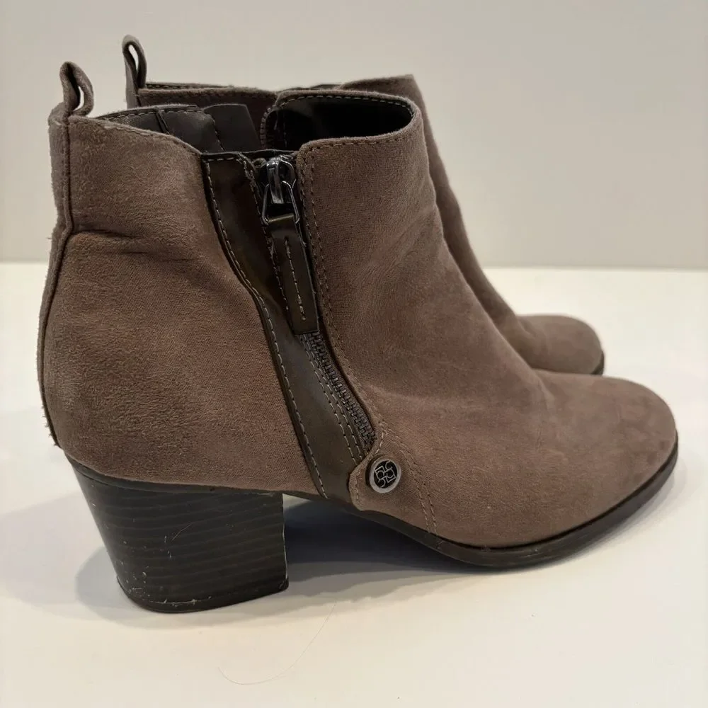 Liz Claiborne Boots Women‎ Booties Brown Suede Zipper Accent 7.5 M